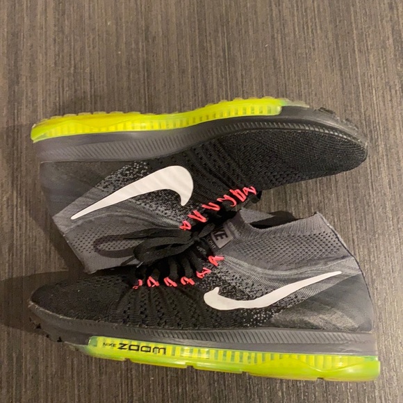 Nike Zoom All Out Flyknit - Picture 6 of 7